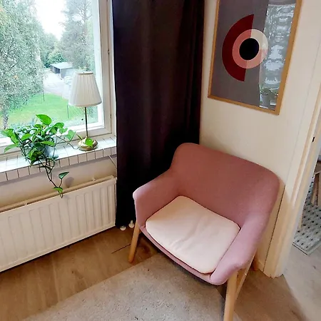 Lejlighed Quiet - Easy Check-in, Free Parking & Wifi