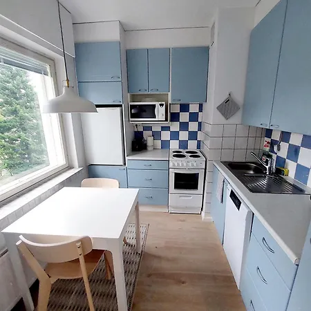 Quiet - Easy Check-in, Free Parking & Wifi Apartment *